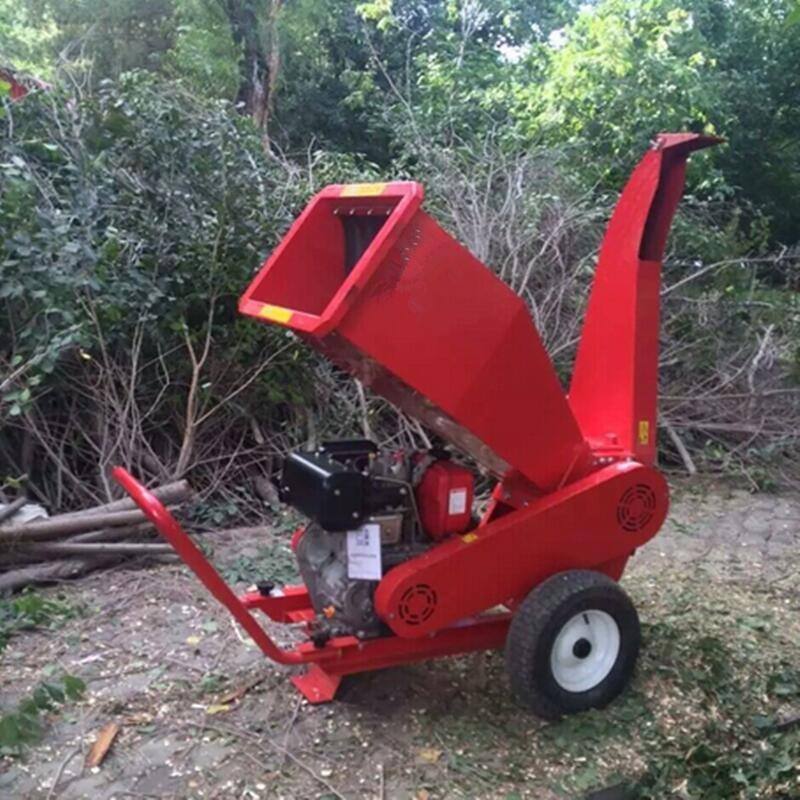 移動(dòng)式樹枝粉碎機(jī)